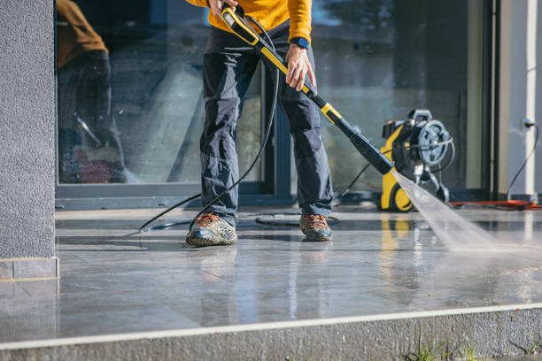 Best Building Exterior Washing  in Lakeland, FL
